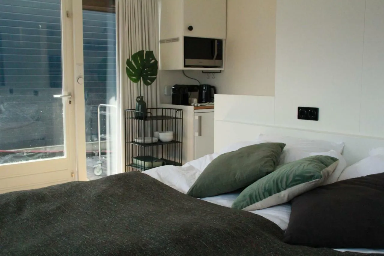 Bed & Breakfast Houseboat Studio Sooki Amsterdam