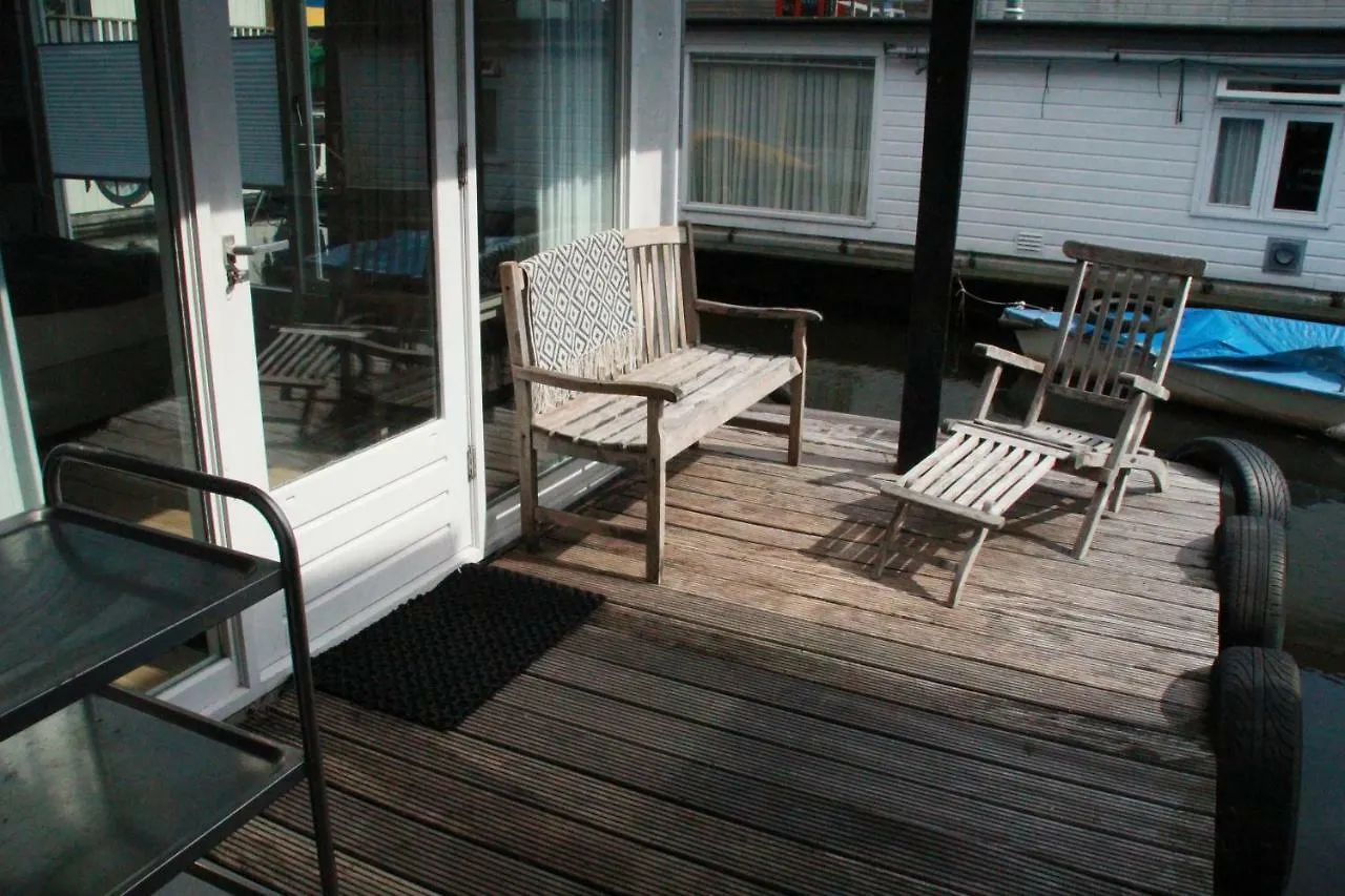 Houseboat Studio Sooki Amsterdam